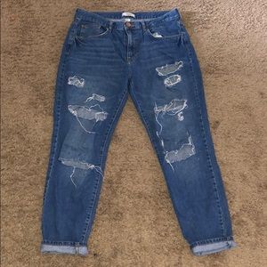 FOREVER 21 BOYFRIEND JEANS